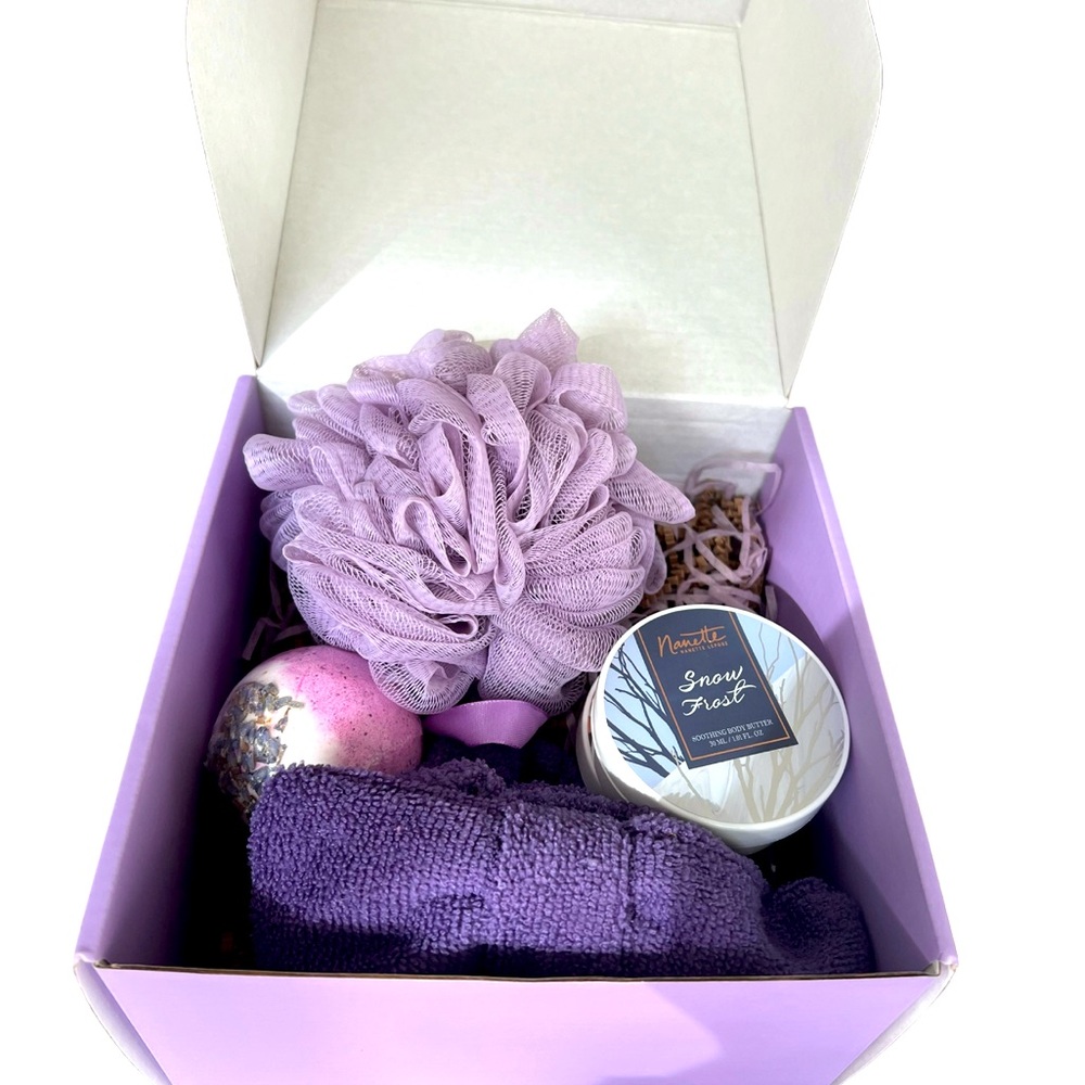 Lavender Spa Gift Basket Set Gifts for Women, Mom, Wife, Girlfriend, Sister NWT